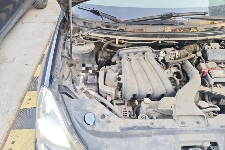 Used Nissan Sylphy 2012 Classic 1.6XE Automatic Comfort Edition Engine Bay Right