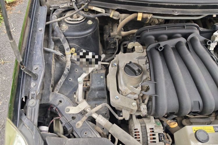 Used Nissan Sylphy 2012 Classic 1.6XE Manual Comfort Edition Engine Bay Right