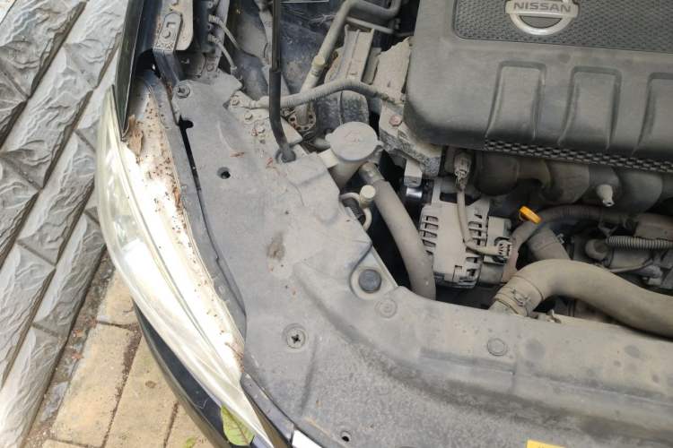 Used Nissan Sylphy 2012 1.6 XL CVT Luxury Edition Engine Bay Right