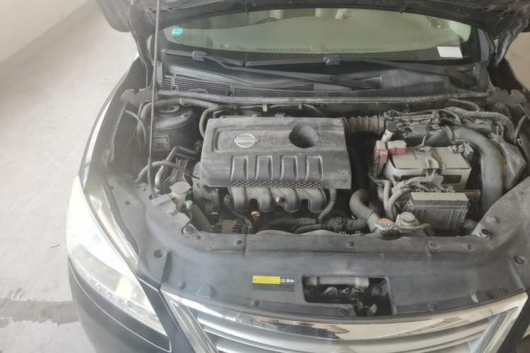Used Nissan Sylphy 2012 1.6 XL Manual Luxury Edition Engine Bay Right