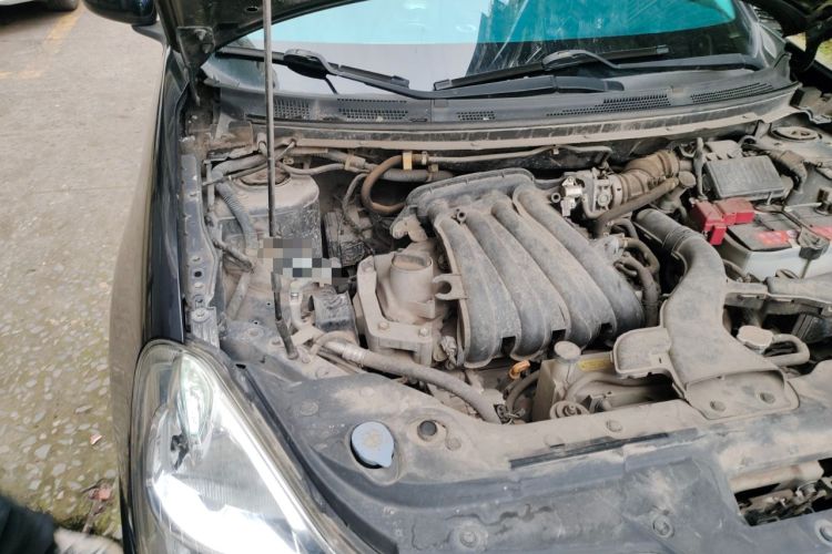 Used Nissan Sylphy 2012 Classic 1.6XE Manual Comfort Edition Engine Bay Right