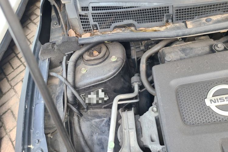 Used Nissan Sylphy 2012 1.6 XL CVT Luxury Edition Engine Bay Right