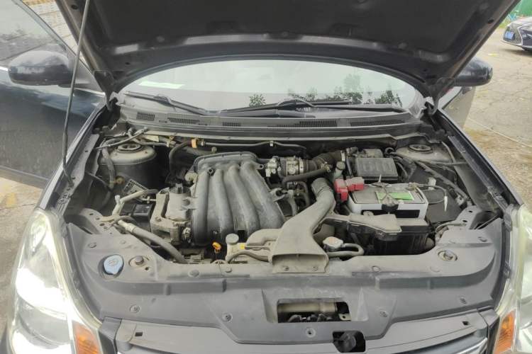 Used Nissan Sylphy 2012 Classic 1.6XE Manual Comfort Edition Engine Bay Right
