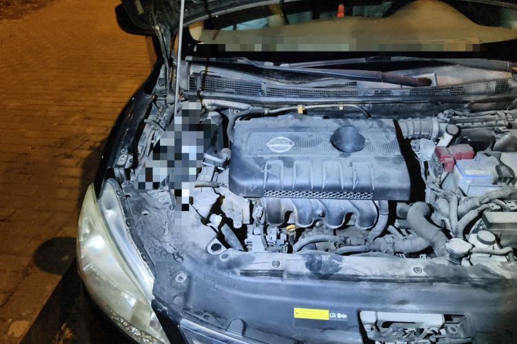 Used Nissan Sylphy 2012 1.6 XL Manual Luxury Edition Engine Bay Right