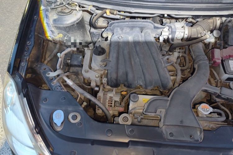 Used Nissan Sylphy 2012 Classic 1.6XE Manual Comfort Edition Engine Bay Right