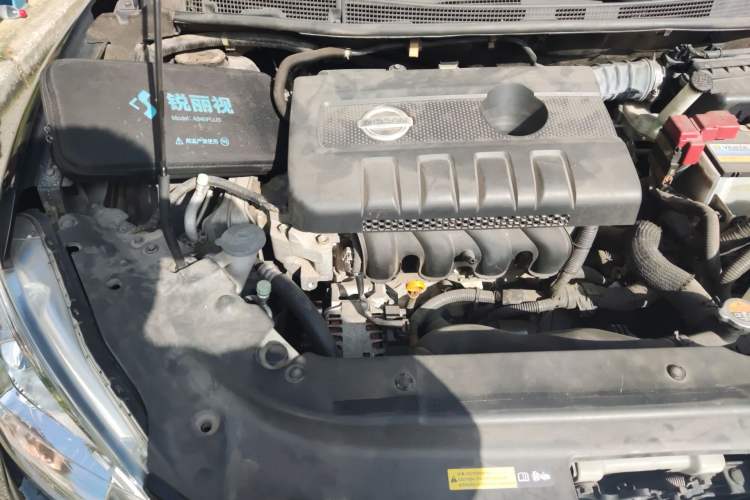 Used Nissan Sylphy 2012 1.6 XL CVT Luxury Edition Engine Bay Right