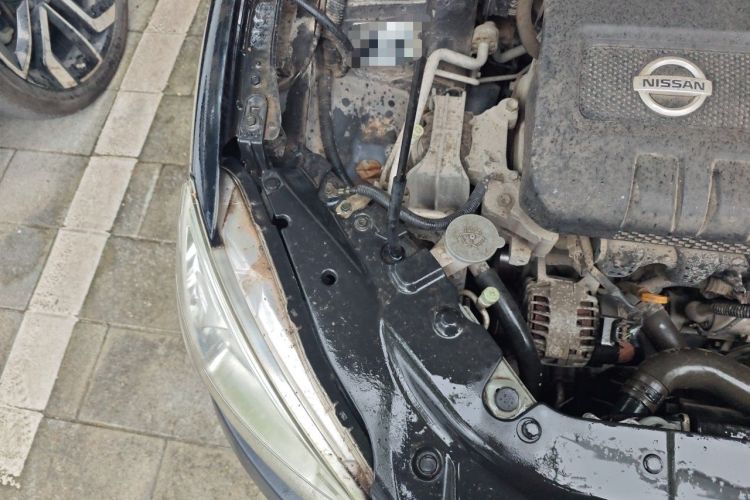 Used Nissan Sylphy 2012 1.6 XL CVT Luxury Edition Engine Bay Right