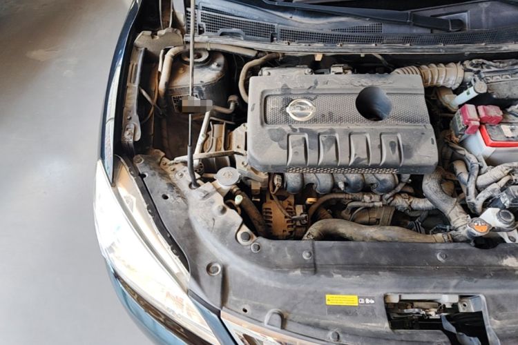 Used Nissan Sylphy 2012 1.6XE CVT Comfort Edition Engine Bay Right