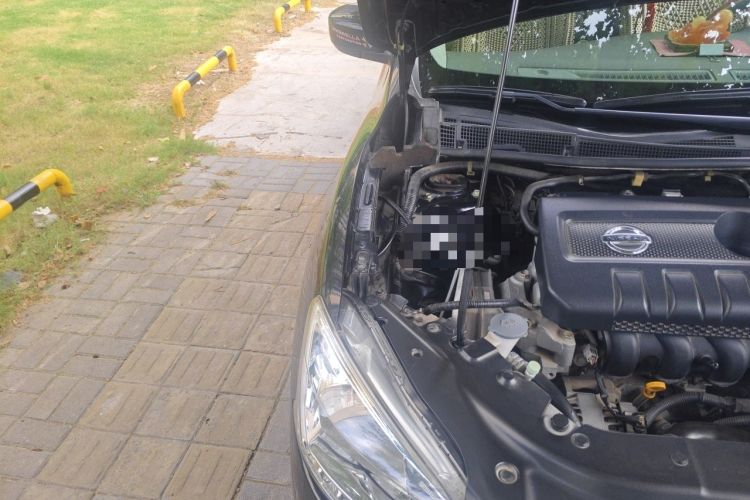 Used Nissan Sylphy 2012 1.6 XL Manual Luxury Edition Engine Bay Right