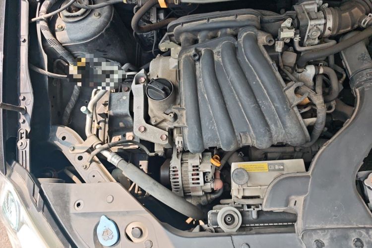 Used Nissan Sylphy 2012 Classic 1.6XE Manual Comfort Edition Engine Bay Right