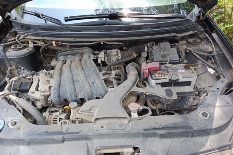 Used Nissan Sylphy 2012 Classic 1.6XE Manual Comfort Edition Engine Bay