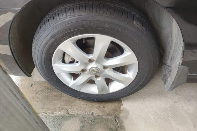 Used Nissan Sylphy 2012 Classic 1.6XE Automatic Comfort Edition Exterior 2
