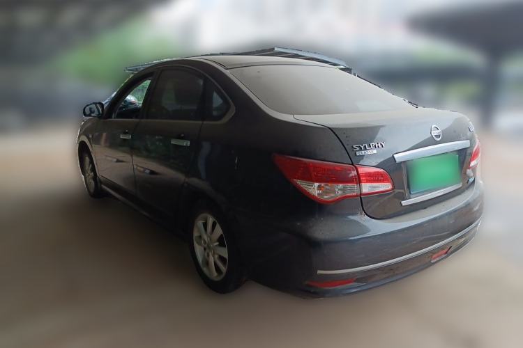 Used Nissan Sylphy 2012 Classic 1.6XE Manual Comfort Edition Exterior 2