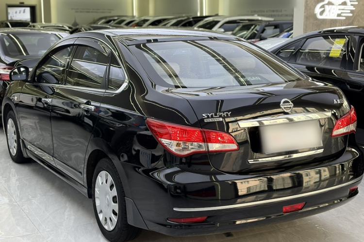 Used Nissan Sylphy 2012 Classic 1.6XE Automatic Comfort Edition Exterior 3