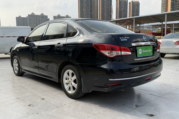 Used Nissan Sylphy 2012 Classic 1.6XE Automatic Comfort Edition Exterior 8