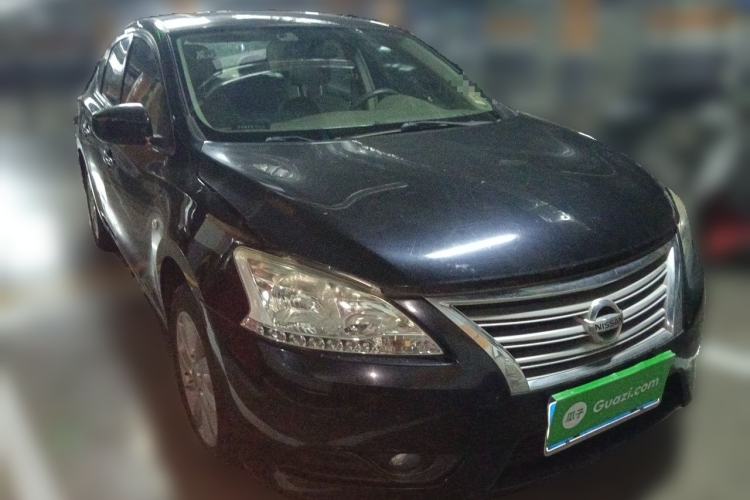 Used Nissan Sylphy 2012 1.6 XL Manual Luxury Edition Front Right 45 Deg
