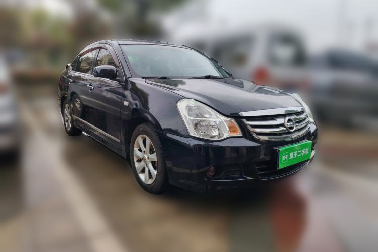 Used Nissan Sylphy 2012 Classic 1.6 XL Automatic Luxury Edition Front Right 45 Deg