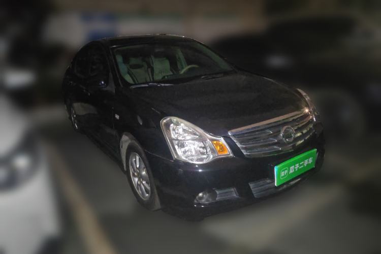 Used Nissan Sylphy 2012 Classic 1.6 XL Automatic Luxury Edition Front Right 45 Deg