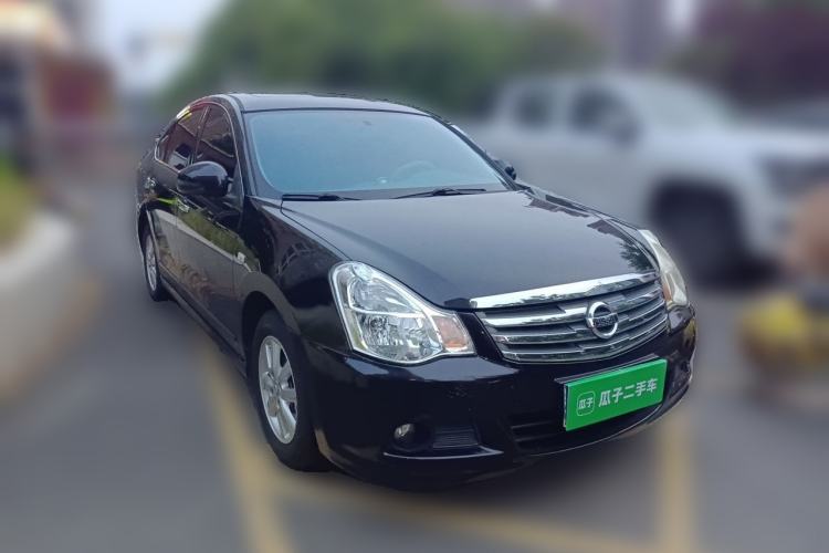 Used Nissan Sylphy 2012 Classic 1.6 XL Automatic Luxury Edition Front Right 45 Deg