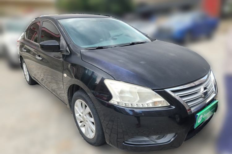 Used Nissan Sylphy 2012 1.6XE CVT Comfort Edition Front Right 45 Deg