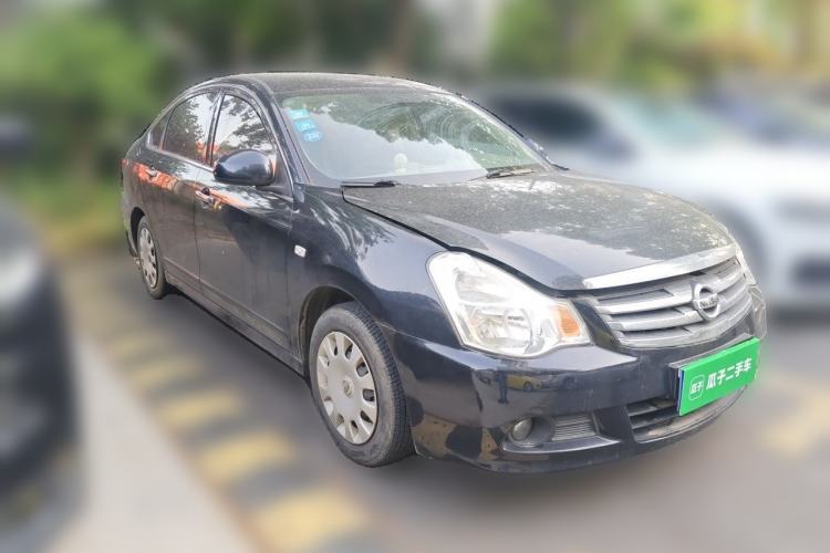 Used Nissan Sylphy 2012 Classic 1.6XE Automatic Comfort Edition Front Right 45 Deg