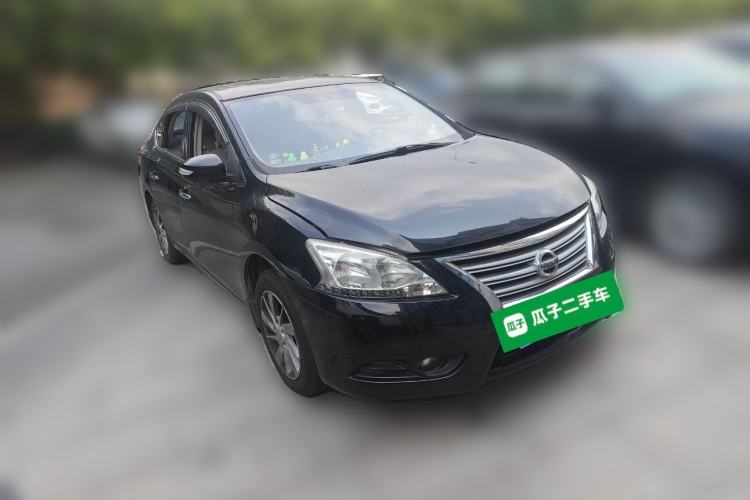 Used Nissan Sylphy 2012 1.8XL CVT Luxury Edition Front Right 45 Deg