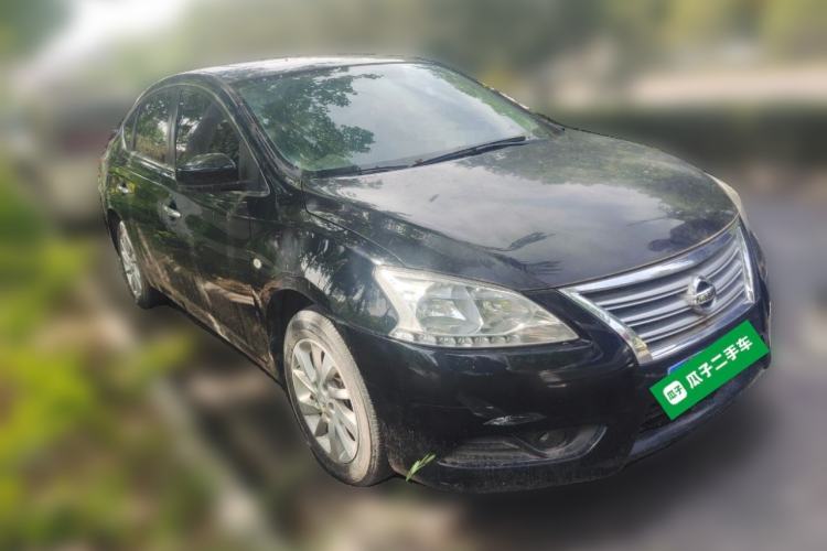 Used Nissan Sylphy 2012 1.6 XL Manual Luxury Edition Front Right 45 Deg