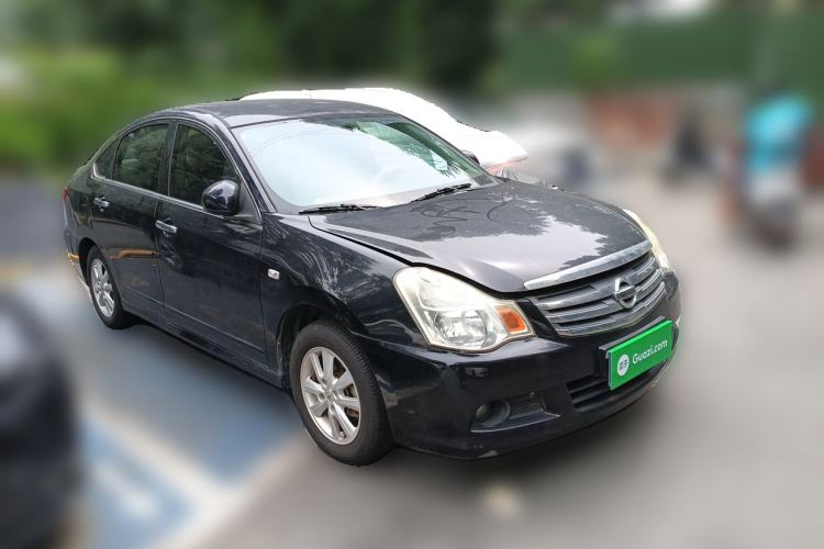 Used Nissan Sylphy 2012 Classic 1.6XE Manual Comfort Edition Front Right 45 Deg