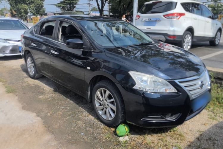 Used Nissan Sylphy 2012 1.6 XL Manual Luxury Edition Front Right 45 Deg