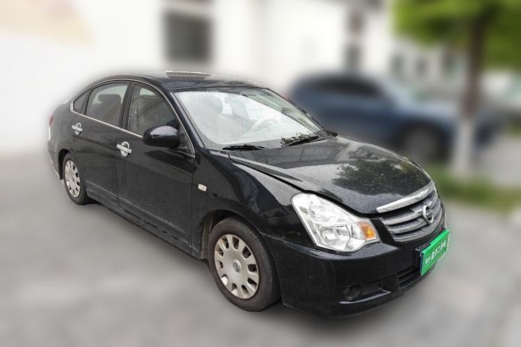 Used Nissan Sylphy 2012 Classic 1.6XE Automatic Comfort Edition Front Right 45 Deg