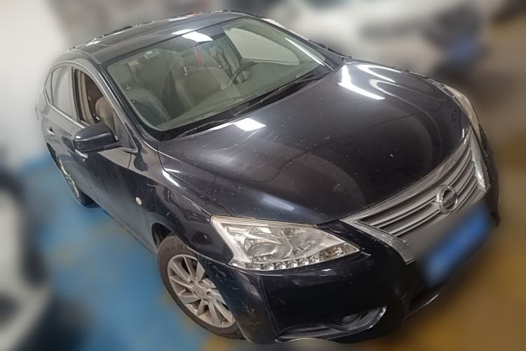 Used Nissan Sylphy 2012 1.6 XL CVT Luxury Edition Front Right 45 Deg