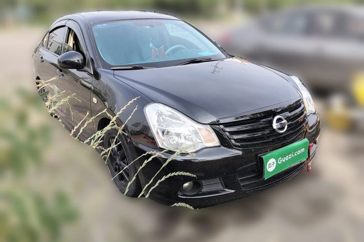 Used Nissan Sylphy 2012 Classic 1.6XL Manual Luxury Edition Front Right 45 Deg