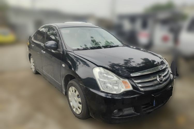 Used Nissan Sylphy 2012 Classic 1.6XE Manual Comfort Edition Front Right 45 Deg