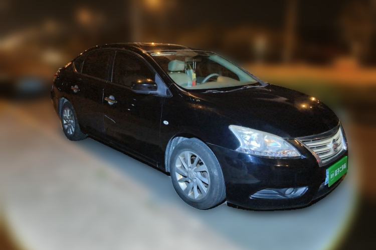 Used Nissan Sylphy 2012 1.6 XL Manual Luxury Edition Front Right 45 Deg