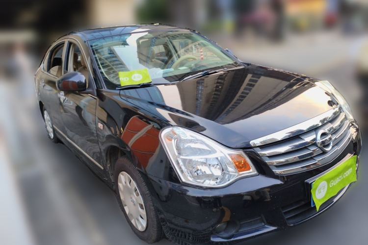 Used Nissan Sylphy 2012 Classic 1.6XE Manual Comfort Edition Front Right 45 Deg