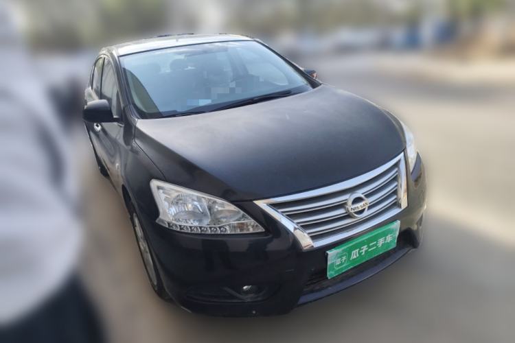 Used Nissan Sylphy 2012 1.6 XL Manual Luxury Edition Front Right 45 Deg