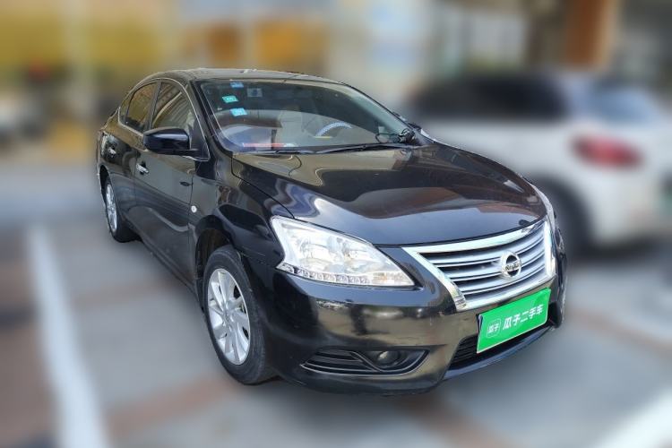 Used Nissan Sylphy 2012 1.6 XL Manual Luxury Edition Front Right 45 Deg