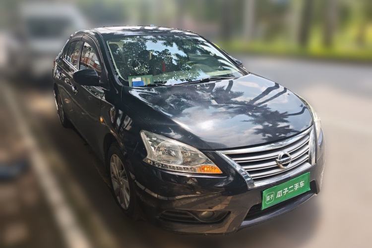 Used Nissan Sylphy 2012 1.6 XL CVT Luxury Edition Front Right 45 Deg