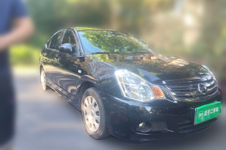 Used Nissan Sylphy 2012 Classic 1.6XE Automatic Comfort Edition Front Right 45 Deg