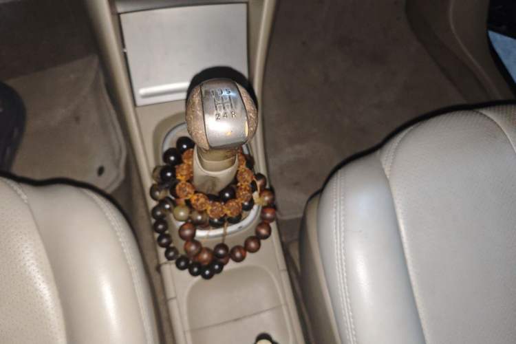 Used Nissan Sylphy 2012 Classic 1.6XE Manual Comfort Edition Gear Lever