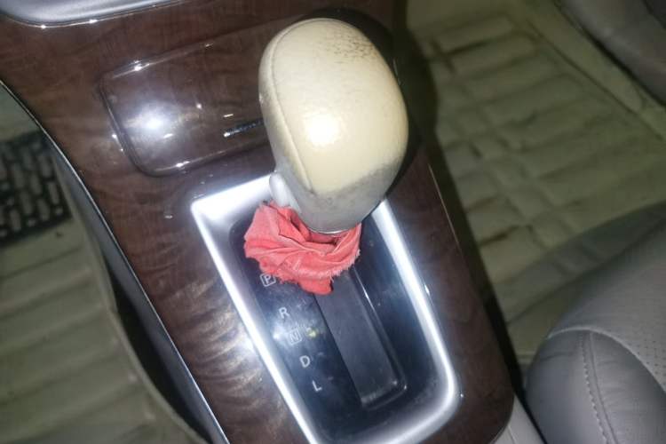 Used Nissan Sylphy 2012 1.6 XL CVT Luxury Edition Gear Lever