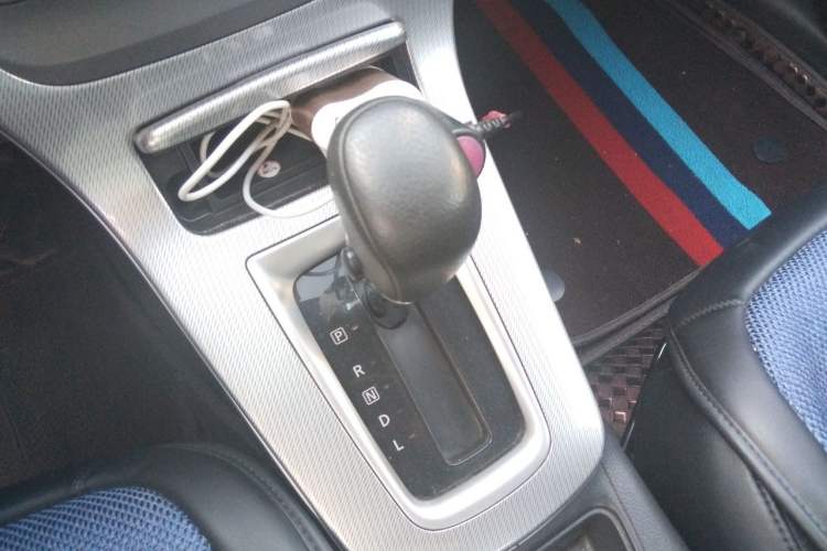 Used Nissan Sylphy 2012 1.6 XL CVT Luxury Edition Gear Lever