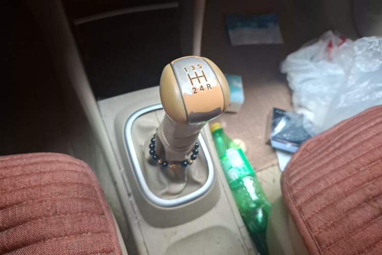 Used Nissan Sylphy 2012 Classic 1.6XE Manual Comfort Edition Gear Lever