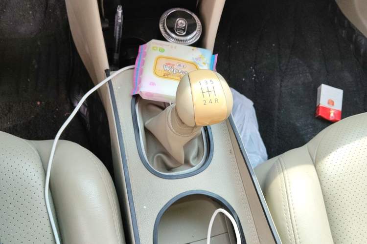 Used Nissan Sylphy 2012 Classic 1.6XL Manual Luxury Edition Gear Lever