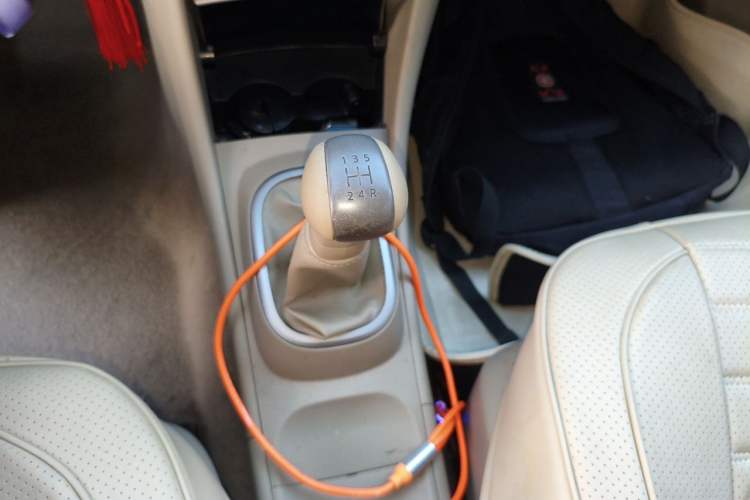 Used Nissan Sylphy 2012 Classic 1.6XE Manual Comfort Edition Gear Lever