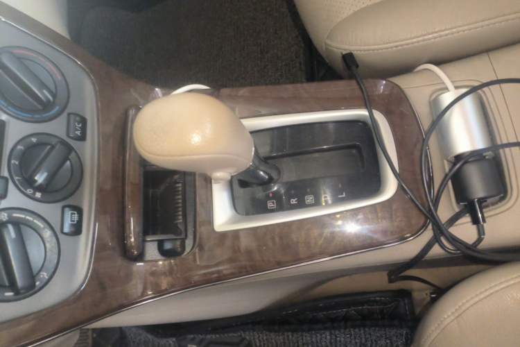 Used Nissan Sylphy 2012 1.6 XL CVT Luxury Edition Gear Lever