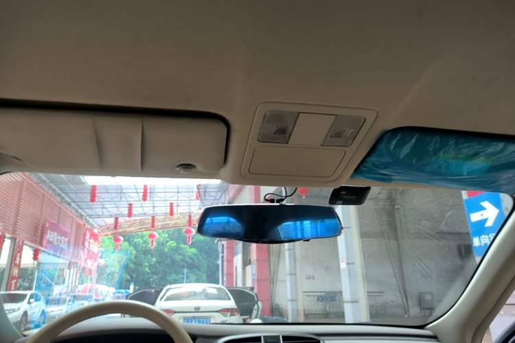 Used Nissan Sylphy 2012 Classic 1.6XE Automatic Comfort Edition Headliner