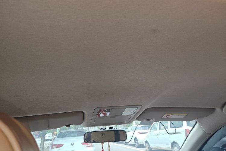 Used Nissan Sylphy 2012 Classic 1.6XE Automatic Comfort Edition Headliner