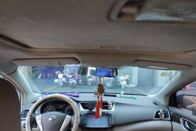 Used Nissan Sylphy 2012 1.6 XL Manual Luxury Edition Headliner