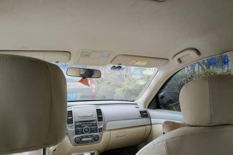 Used Nissan Sylphy 2012 Classic 1.6XE Manual Comfort Edition Headliner